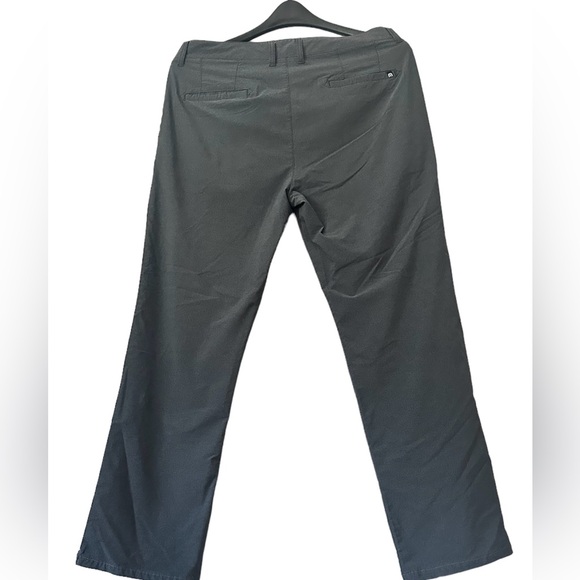 Men,s TRAVIS MATHEW Performance Golf Pants Size 36 - Picture 2 of 4